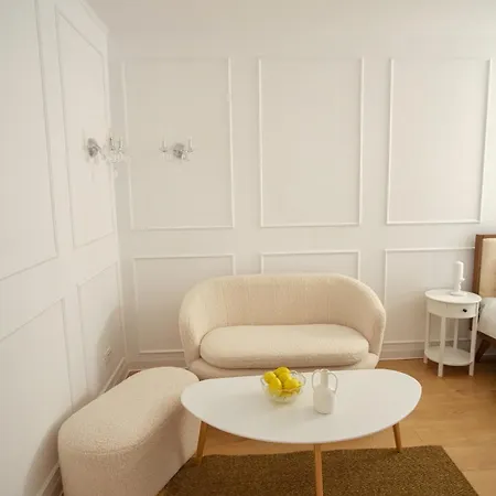 Апартаменты Parisian By Ioana