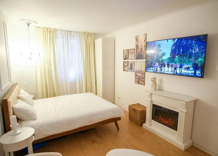 Parisian By Ioana شقة *