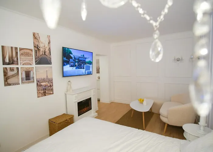 Parisian By Ioana Apartmán Bukurešť