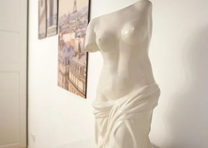 شقة Parisian By Ioana *