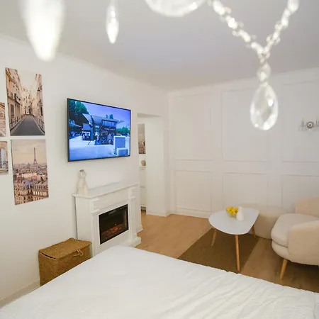 Parisian By Ioana Apartament Bukareszt